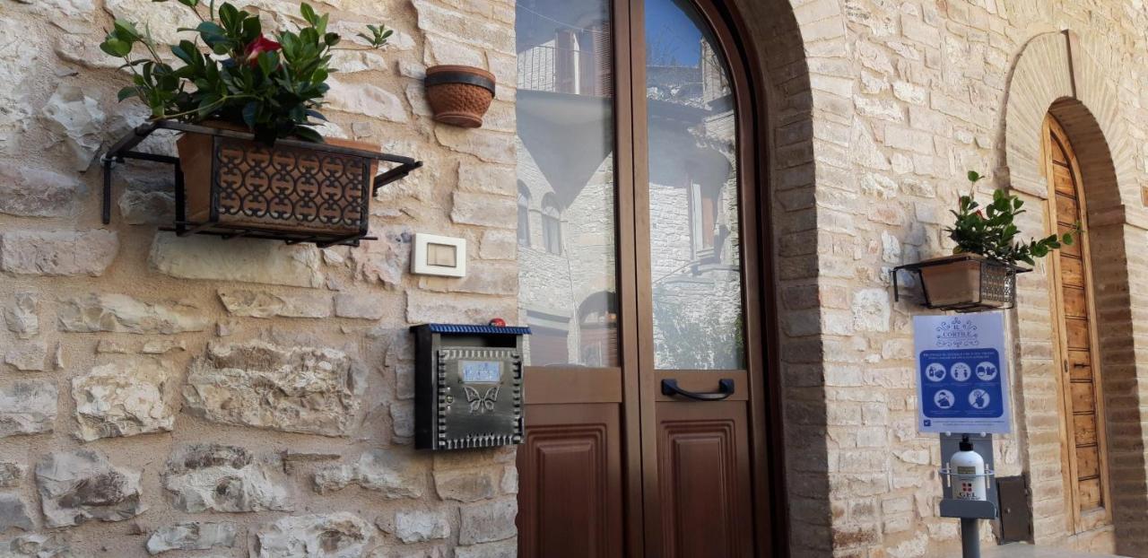Il Cortile Di San Rufino Apartment Assisi Exterior photo
