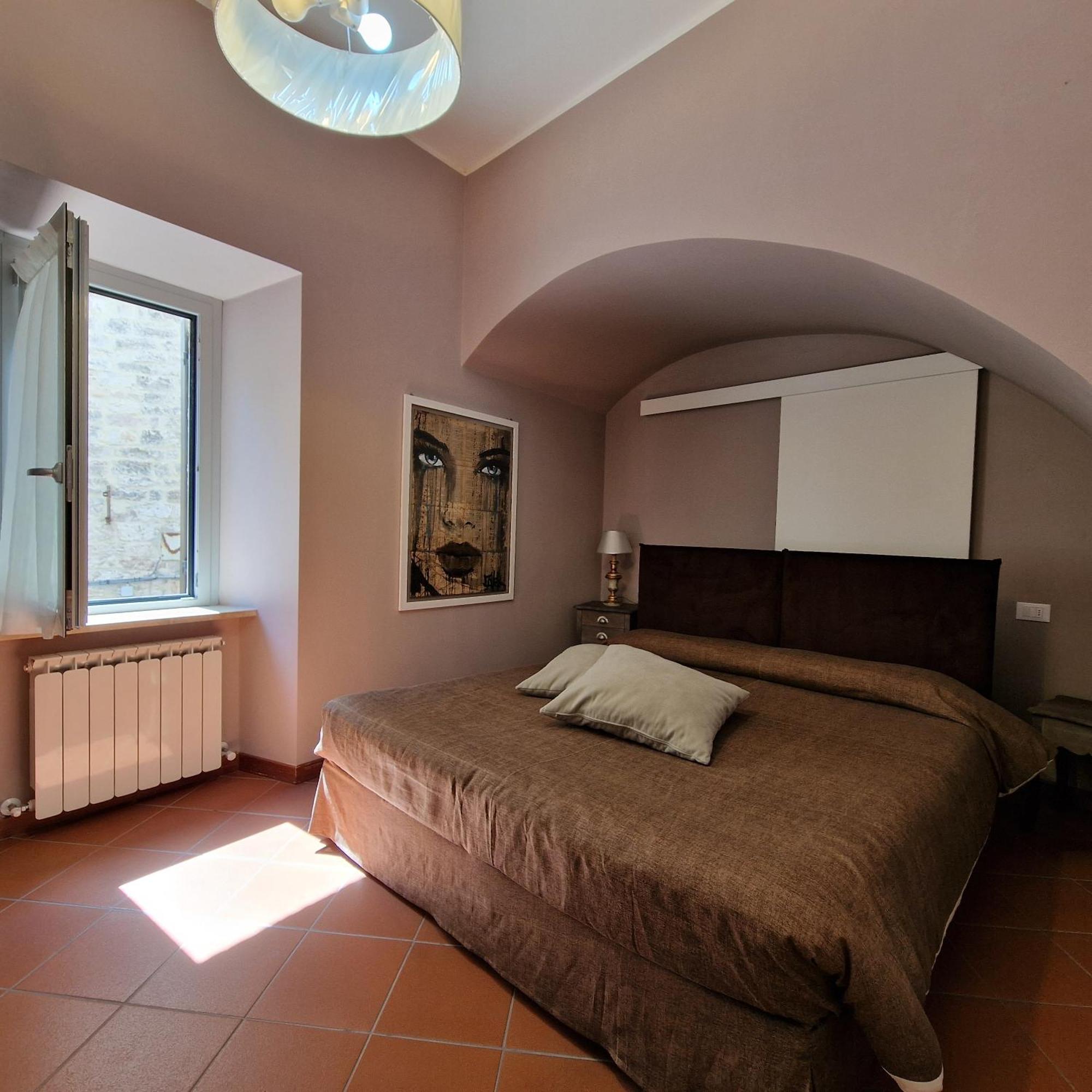 Il Cortile Di San Rufino Apartment Assisi Exterior photo