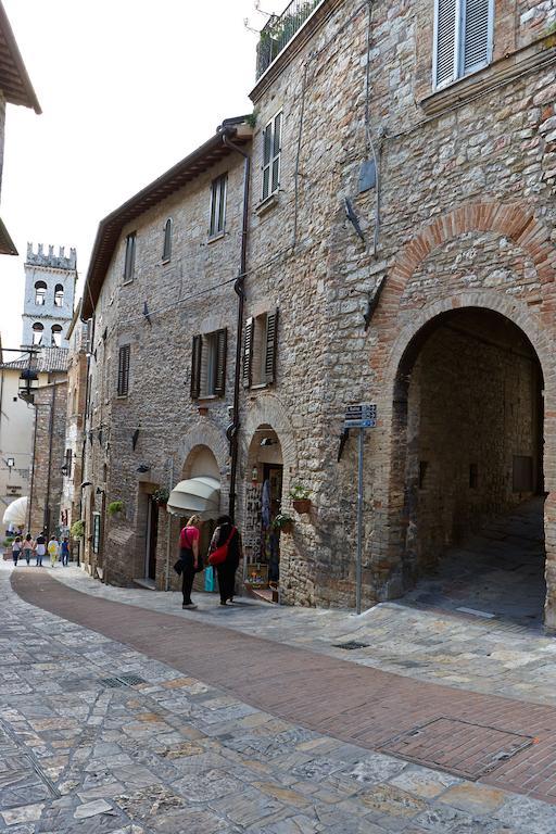 Il Cortile Di San Rufino Apartment Assisi Room photo